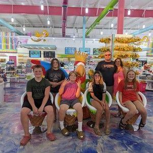 Meet your Posher, Addison